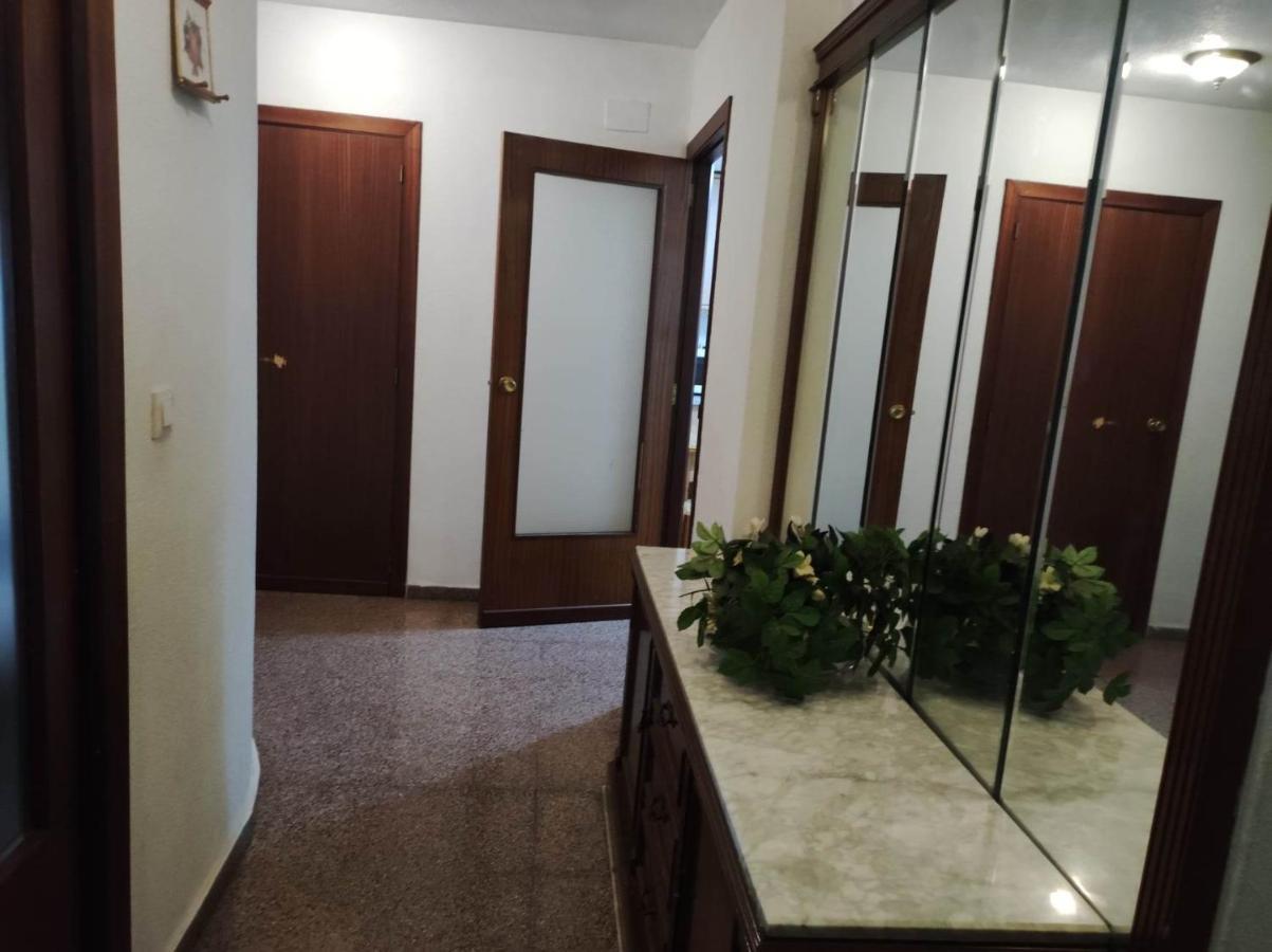10-46-1- Комната В Квартире Для 4 Человек В Аликанте Alicante Zewnętrze zdjęcie